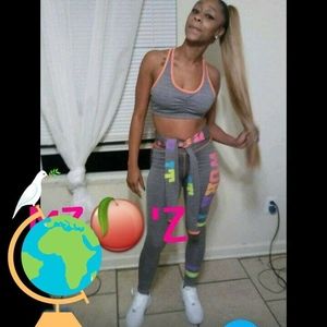 Meet your Posher, Tai